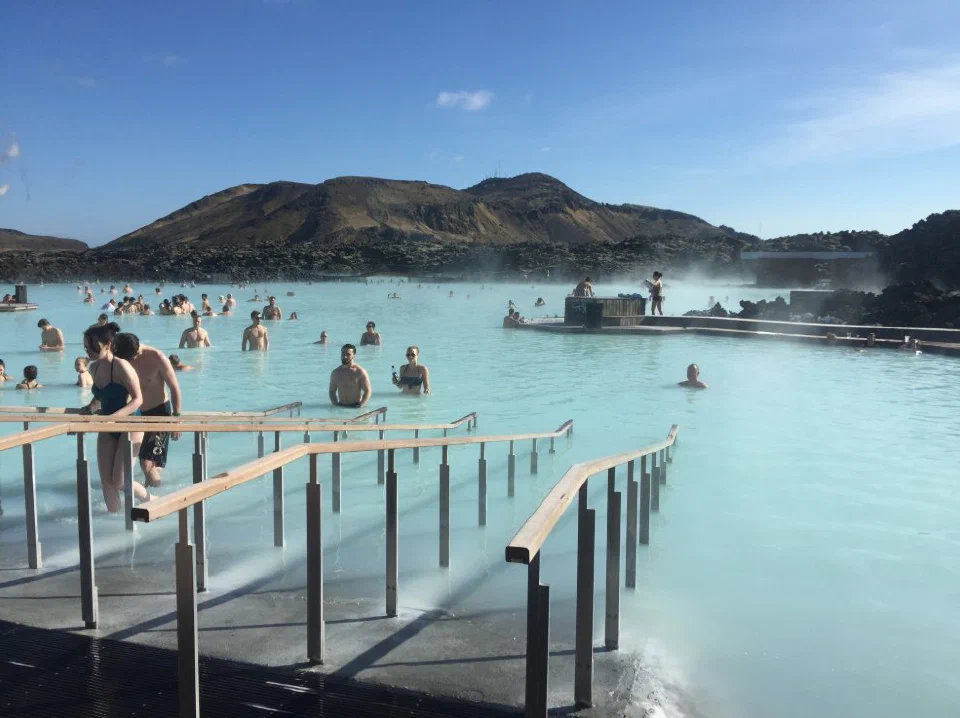蓝湖温泉（Blue Lagoon）
